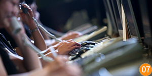 Һ������v�̙C